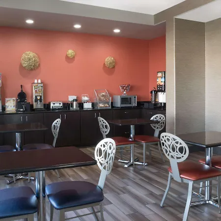 Super 8 By Wyndham San Antonio Near Fort Sam Houston-3